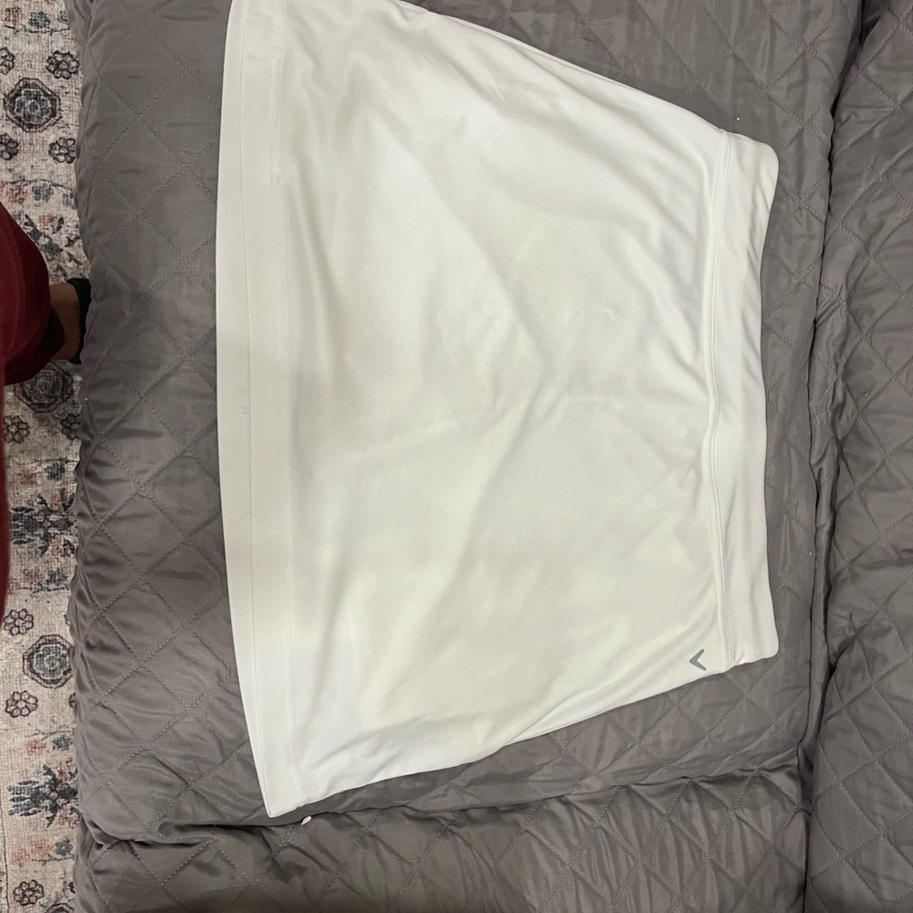 White with grey trim golf skirt